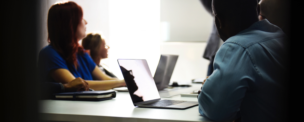 Leadership demystified: What leadership is really about:  Evidence-based concepts for managers and professionals