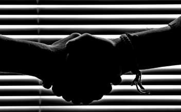 How to deal with bullies at the workplace