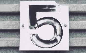 The Five Factor Model of Personality describes personality differences which have the potential to predict job performance, job satisfaction and other work related outcomes up to a certain extend