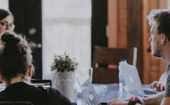 Project teams only perform well under certain circumstances. Learn how to manage project team to high performance.